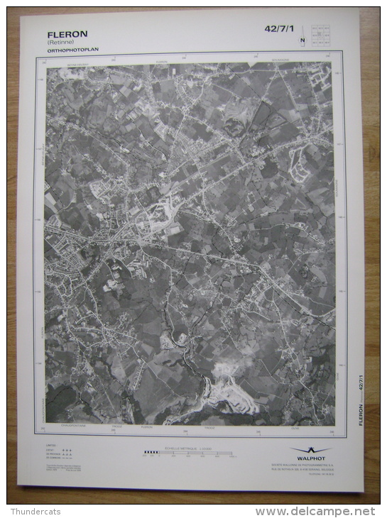 GRAND PHOTO VUE AERIENNE  66 Cm X 48 Cm De 1979  FLERON RETINNE - Cartes Topographiques