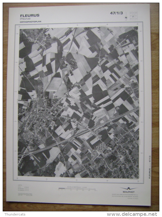 GRAND PHOTO VUE AERIENNE  66 Cm X 48 Cm De 1979  FLEURUS - Cartes Topographiques
