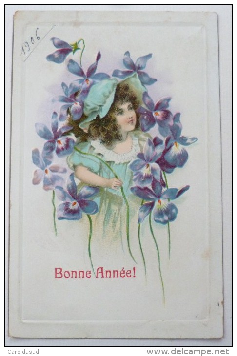 CPA Litho RELIEF Art Nouveau Illustrateur CLAPSADDLE ? NS ENFANT Fille Dans Grandes Fleurs Violett VOYAGE 1906 - Clapsaddle