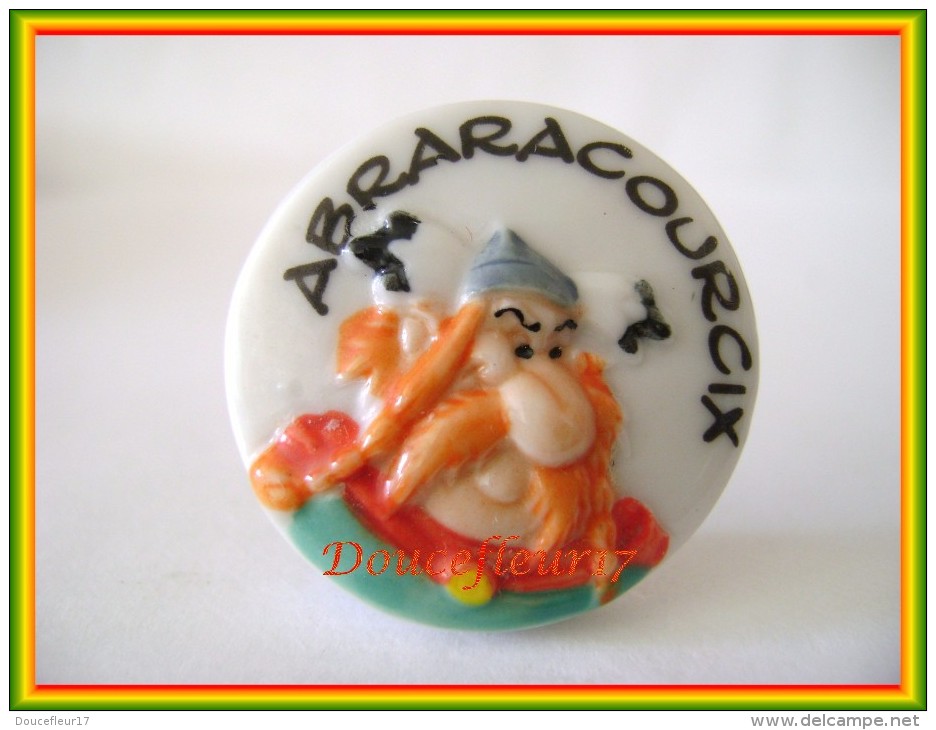 Asterix Medaillon 2002.. Lot De 2 Feves.. Ref AFF : 29-2004 ...(pan 0021) - BD