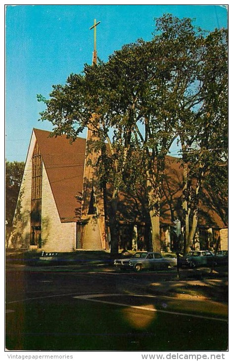 261875-Canada, New Brunswick, Fredericton, Saint Dunstan's Roman Catholic Church, Len Leiffer No NB-8227 - Fredericton