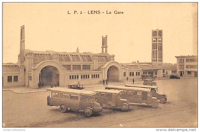 Lens     62    Extérieur De La Gare. Autobus - Lens