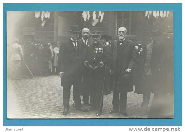 CPA PHOTO à Situer Militaires Militaria Soldats Photo FARGES à LYON - Photos