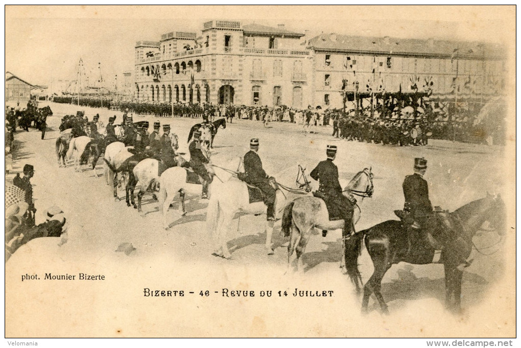 V485 Cpa Tunisie - Bizerte, Revue Du 14 Juillet - Tunisie