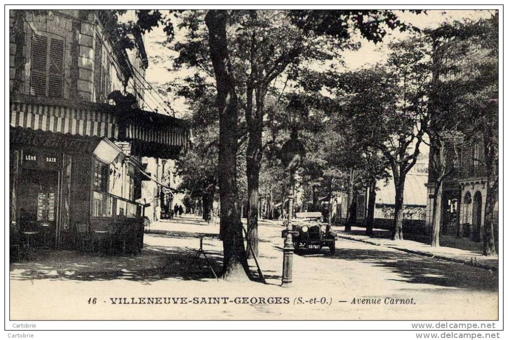 94 VILLENEUVE-Saint-GEORGES  Avenue Carnot-animée ,belle Voiture Cabriolet - Villeneuve Saint Georges