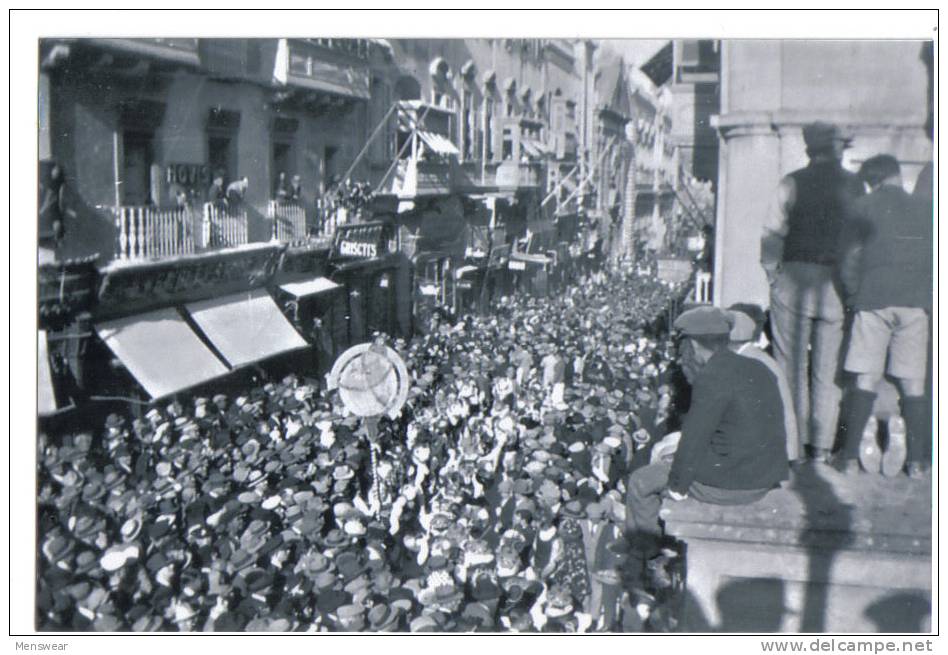 MALTA - CARNIVAL IN VALLETTA REPRO.POSTCARD SIZE PHOTO - 1930s - - Other & Unclassified