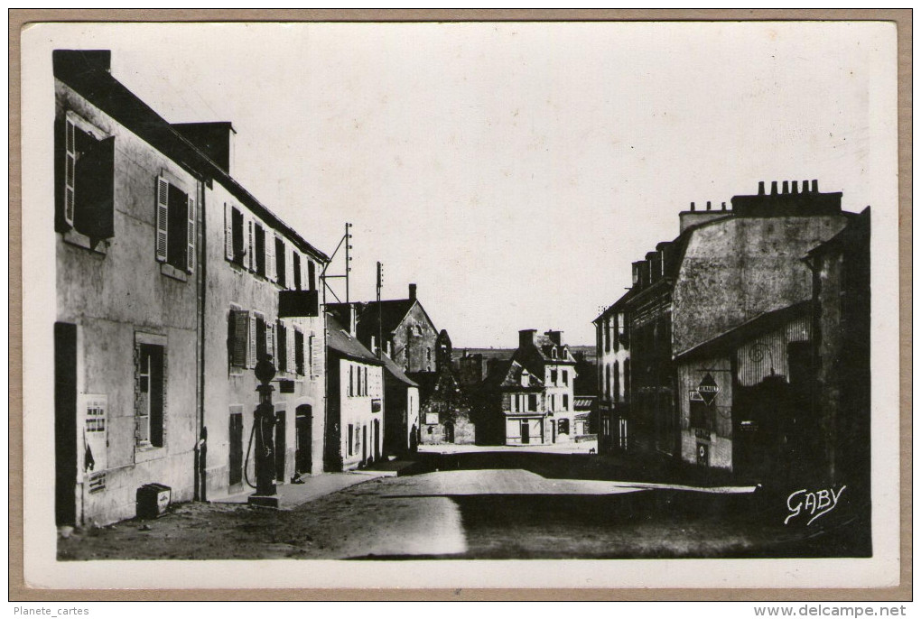 29 / LE FAOU - Route De Landerneau (années 40) - Pompe à Essence, Garage Arnal... - Altri & Non Classificati