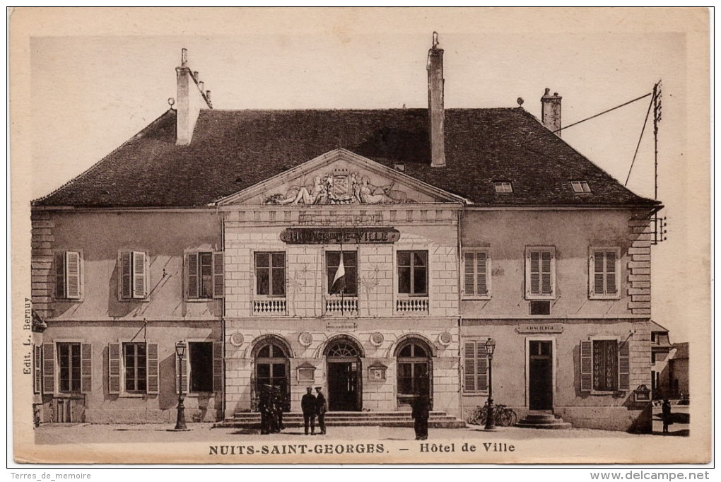 Nuits Saint Georges : Hôtel De Ville (Editeur L. Bernuy) - Nuits Saint Georges