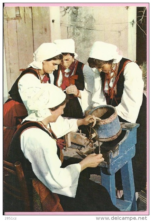 Zlarin - Polishing Of Corals, 1971., Yugoslavia (47) - Europe