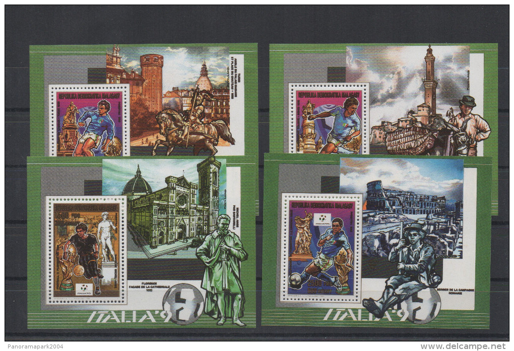 Madagascar Madagaskar 1989 FIFA Soccer Football World Cup 1990 Italia Coupe Du Monde Fußball WM Mi. Bl. 118-121 - 1990 – Italie