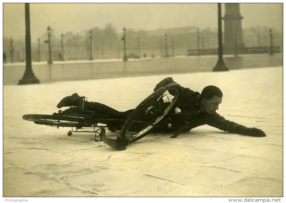 France Paris Hiver Verglas Glissade Cycliste Velo Ancienne Photo 1935 - Cyclisme