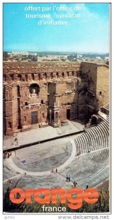 Ancienne Brochure Sur Orange, Vaucluse, 64 Pages, 1983 (voir Scan Du Sommaire) - Tourism Brochures