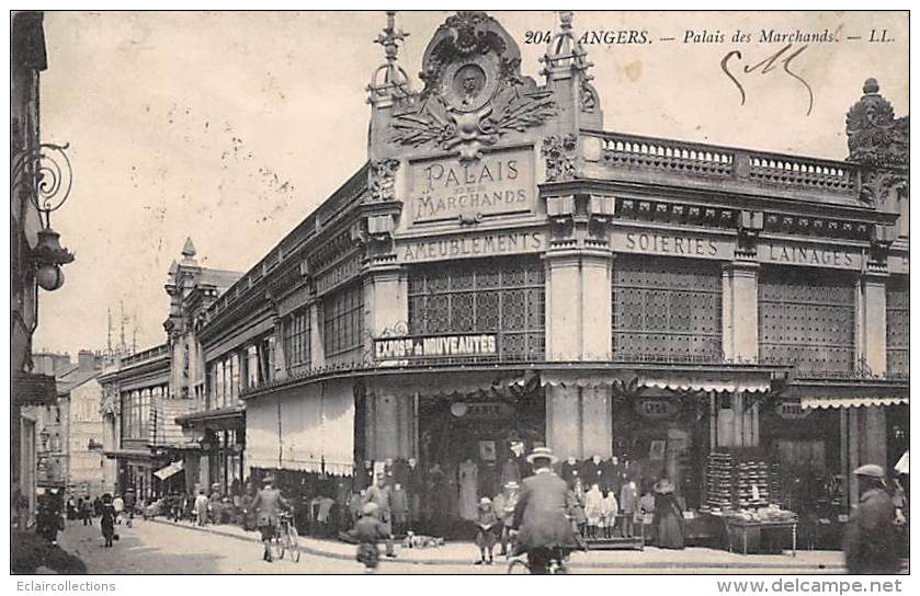 Angers    49    Le Palais Des Marchands . Haut De La Rue Baudrière. ( A Brulé En 1936) - Angers