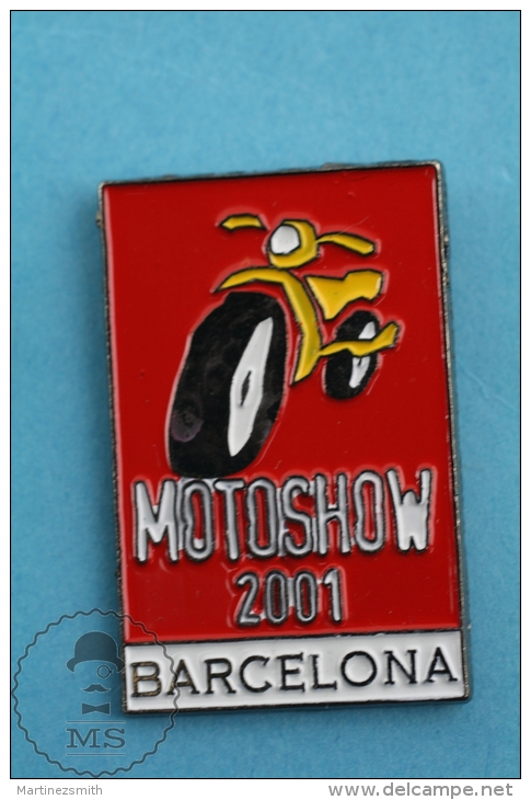 Motorshow 2001 Barcelona Advertising Pin Badge - Transports