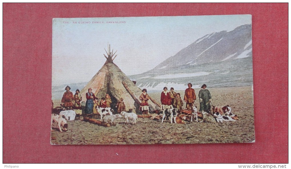 > Greenland  Eskimo Family     ===82 - Greenland