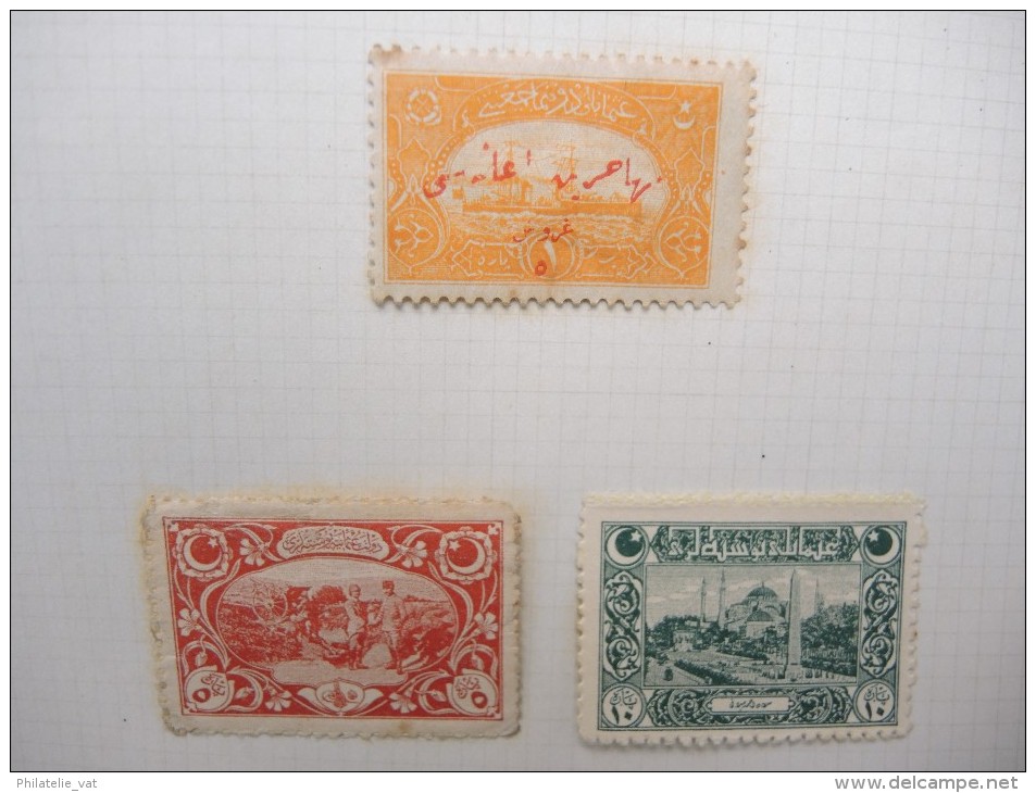 TURQUIE - Collection de timbres fiscaux sur documents - A voir - Lot 10711