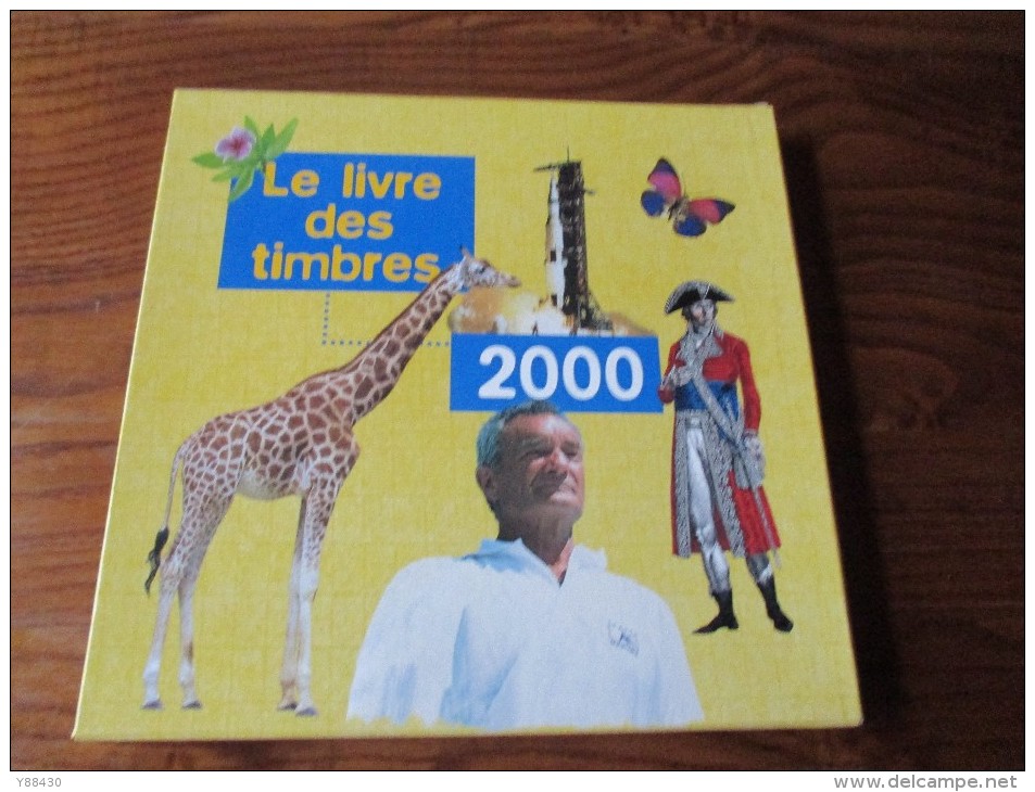 Année 2000 - Le LIVRE DES TIMBRES - Complet Avec Tous Les Timbres Neufs ** Classés Dans Les Fenêtres Des Pages - 14 Scan - 2000-2009