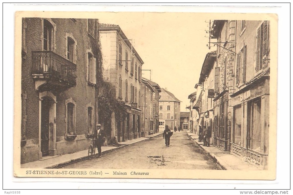 DT ETIENNE DE ST GEOIRS    ( Isere   )   Rue  Et MAISON  CHENAVAZ - Altri & Non Classificati