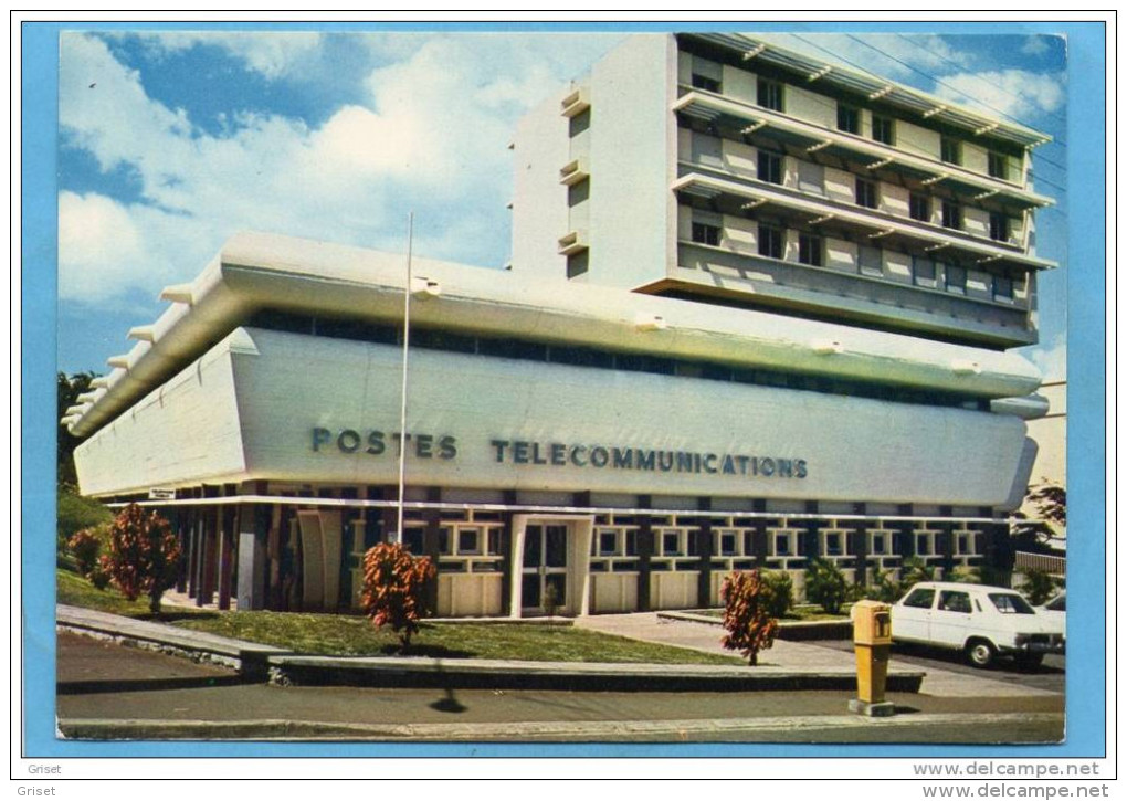 -REUNION- ST PIERRE-*L HOTEL DES POSTES-BEAU PLAN - Années -70 - Saint Pierre