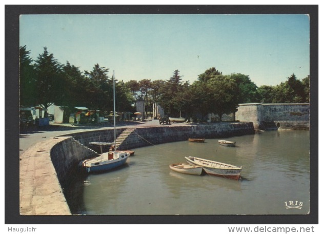 DF / 17 CHARENTE MARITIME / ILE D'AIX / LE PORT ET L'ENTRÉE DE L'ILE PAR LES PORTES À PONT-LEVIS - Autres & Non Classés