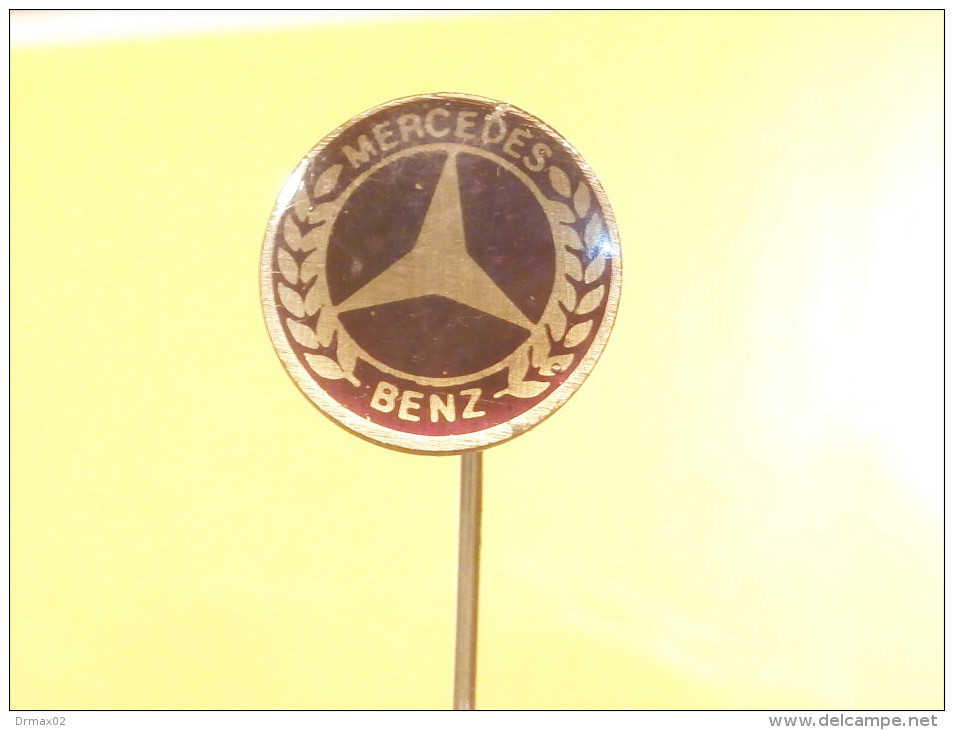 Mercedes BENZ -  Service (Serbia) Yugoslavia, Old, Vintage Pin-badge - Mercedes