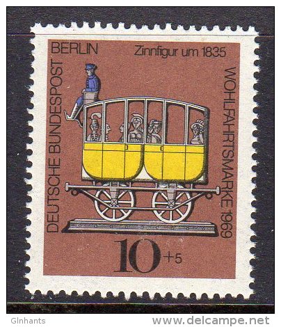 WEST BERLIN - 1969 HUMANITARIAN RELIEF 10pf FINE MNH ** SG B339 - Unused Stamps