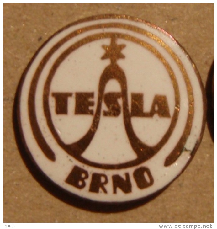 Nikola TESLA Company Czechoslovakia Electronic Industry Brno Pin Badge - Trademarks