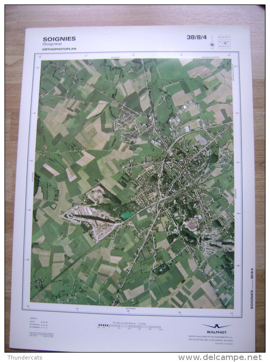 GRAND PHOTO VUE AERIENNE 66 Cm X 48 Cm De 1979  SOIGNIES SOIGNIES - Cartes Topographiques