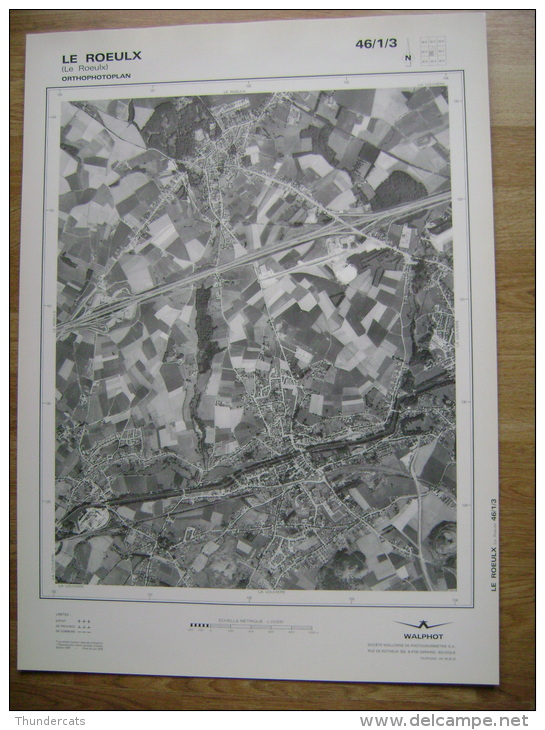GRAND PHOTO VUE AERIENNE 66 Cm X 48 Cm De 1979 LE ROEULX  LE ROEULX - Cartes Topographiques