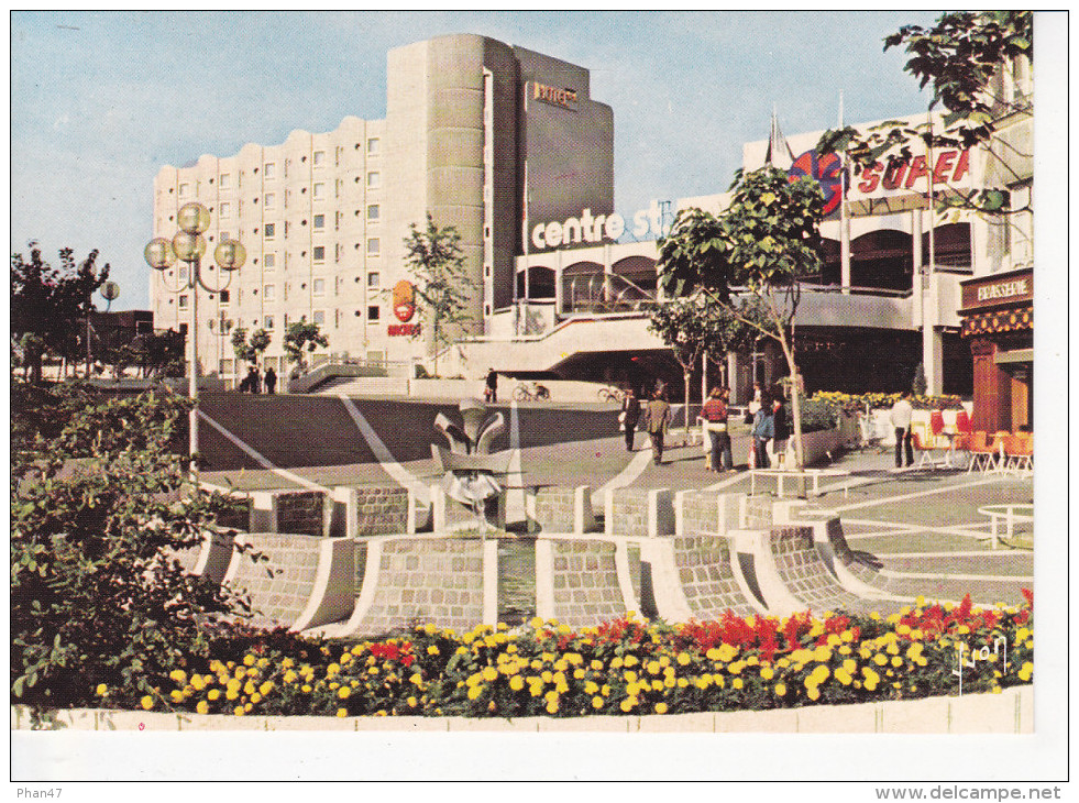 ROUEN (76-Seine Mar.) Centre Commercial St Sever Et Hôtel Arcade, Ed.Yvon 1970 Environ - Rouen