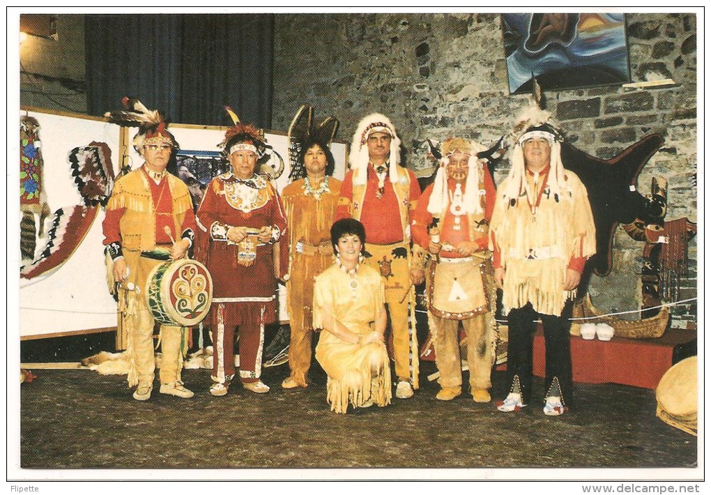 L25b41 - Groupe De Danseurs Mohawks (Iroquois) En Costumes Traditionnels - Editions Roberval - Other & Unclassified