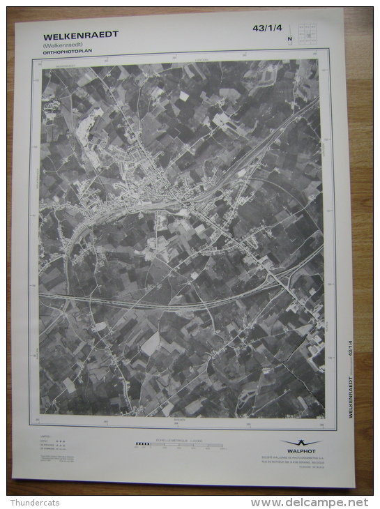 GRAND PHOTO VUE AERIENNE 66 Cm X 48 Cm De 1981 WELKENRAEDT WELKENRAEDT - Cartes Topographiques