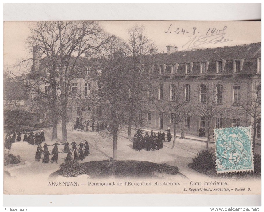 CPA ARGENTAN - PENSIONNAT DE L'EDUCATION CHRÉTIENNE - COUR INTERIEURE , EDIT. E.ROUSSEL , A VOIR    2 Scan - Argentan