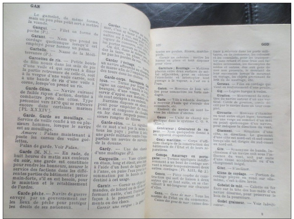 R. Gruss- 1943 Petit dictionnaire de marine. Ouvrage illustré de 80 planches hors texte d´après les dessins de L Haffner