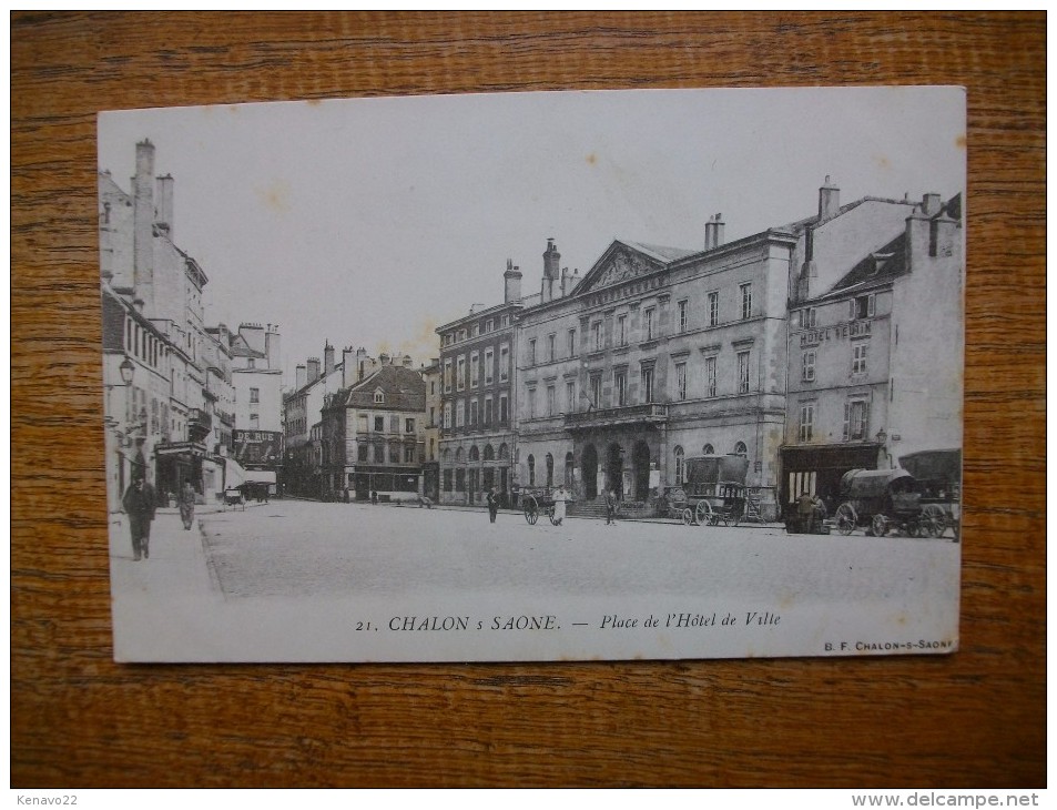 Chalon-sur-saône , Place De L'hôtel De Ville " Carte Animée "" - Chalon Sur Saone