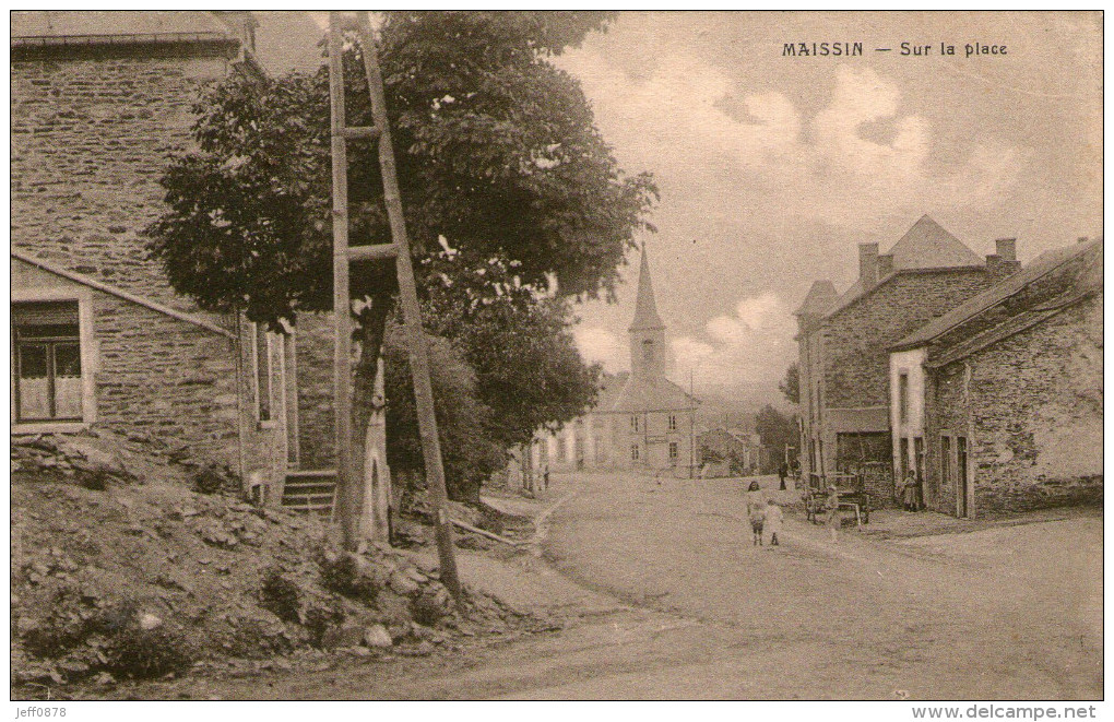 BELGIQUE - MAISSIN - PALISEUL - Sur La Place - Très Bon état - Paliseul