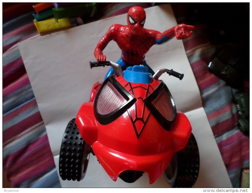 Lot De 2 Grand Quads Spiderman Marvel - Spider-Man