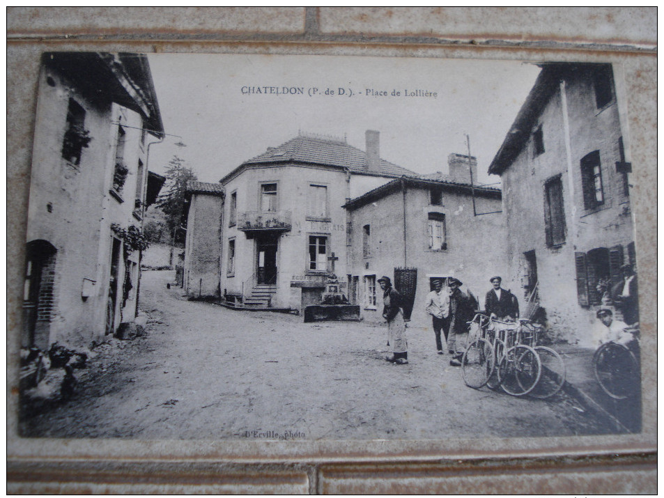 Chateldon  Place De Lollière - Chateldon