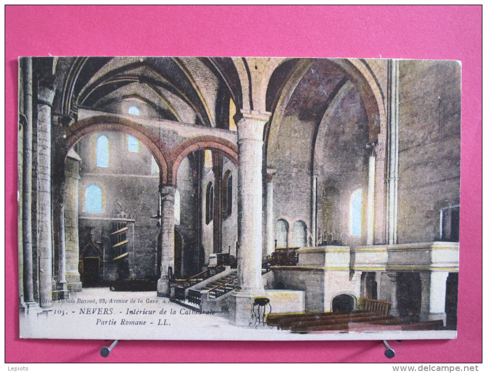 58 - Nevers - Intérieur De La Cathédrale - Partie Romane - Très Bon état - Scans Recto-verso - Nevers