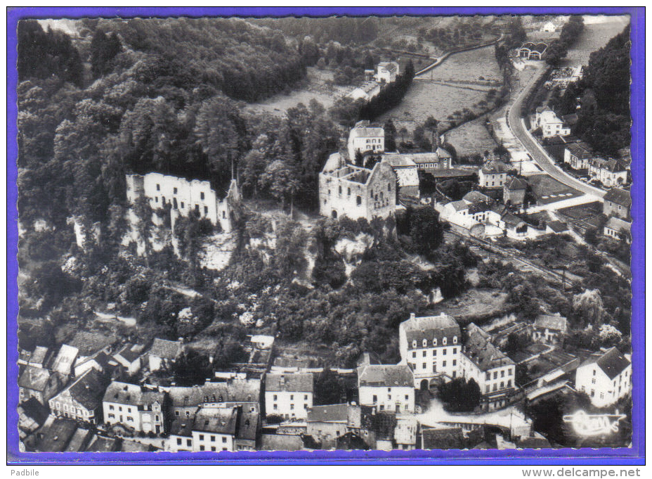 Carte Postale Luxembourg  Larochette Vue D´avion Trés Beau Plan - Larochette