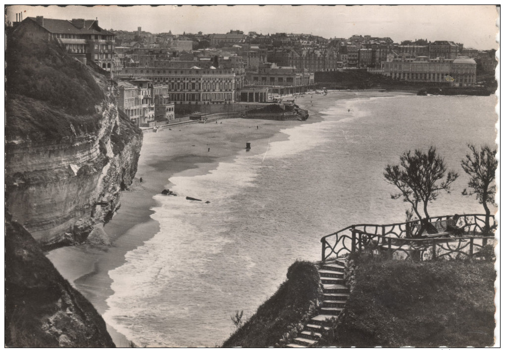 64A042 CPSM GF 64 - BIARRITZ   VUE GENERALE PRISE DU PHARE  1947 - Biarritz