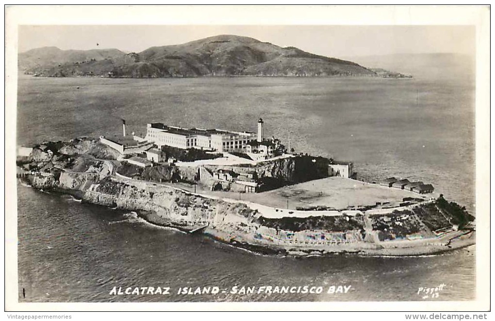 262413-California, San Francisco, RPPC, Alcatraz Island, Prison, Piggott Photo No 13 - San Francisco