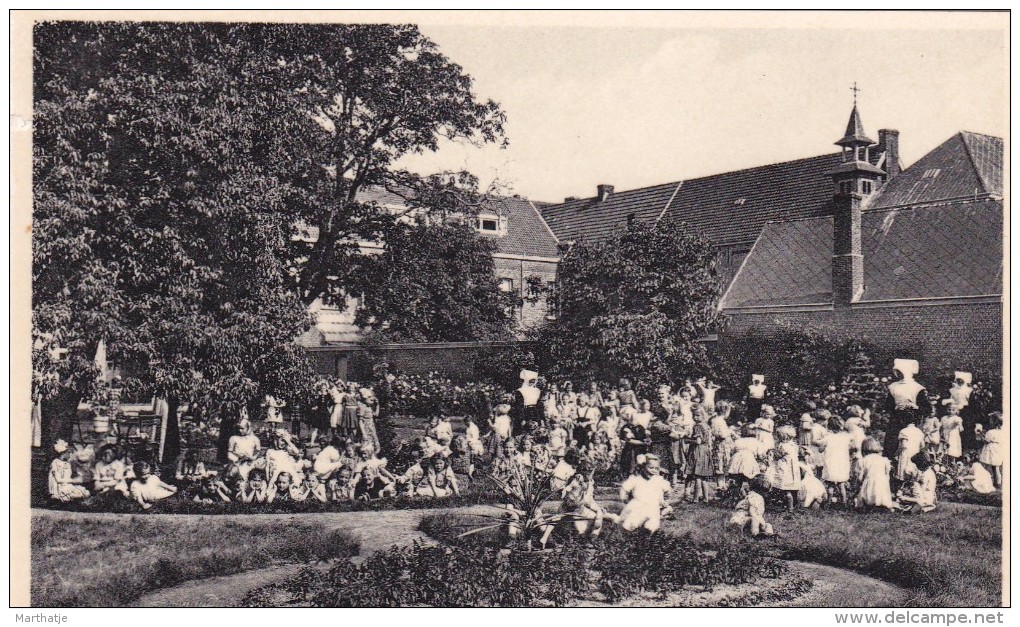 Ravels-O.L.Vrouw Van De Kempen-Open-lucht-school Voor Zwakke Meisjes- Een Gezellig Hoekje In Het Bloemenpark - Ravels