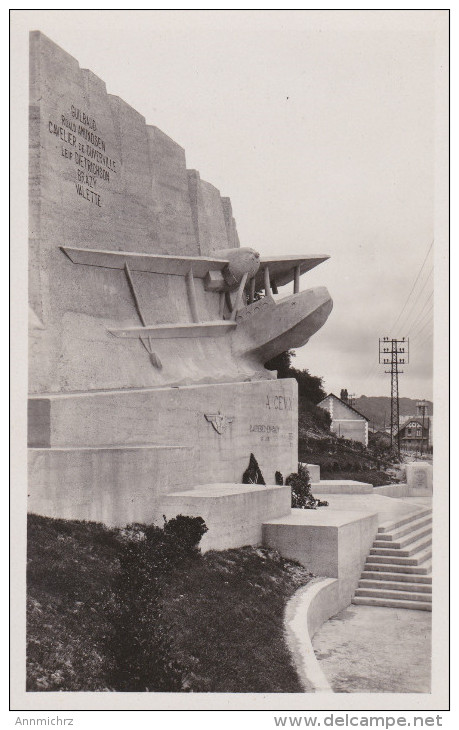 CAUDEBEC EN CAUX MONUMENT ELEVE AUX HEROS DU LATHAM 47 - Caudebec-en-Caux