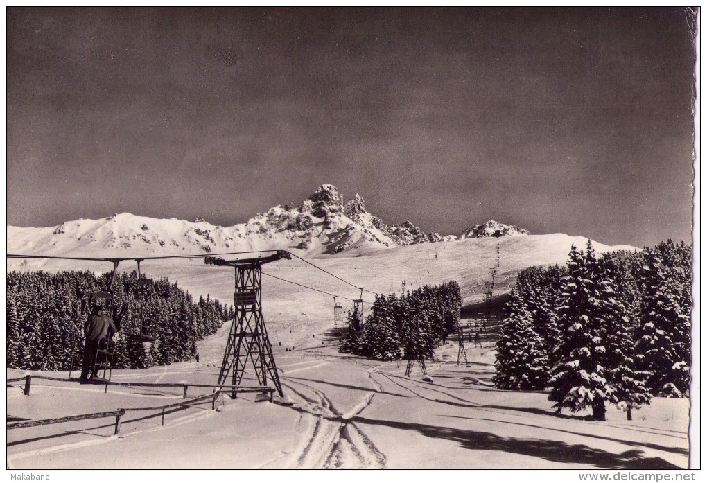 SAVOIE - MERIBEL-LES-ALLUES - Les Téléskis Et Télébenne De Burgin, Avec La Dent De Burgin - Autres & Non Classés