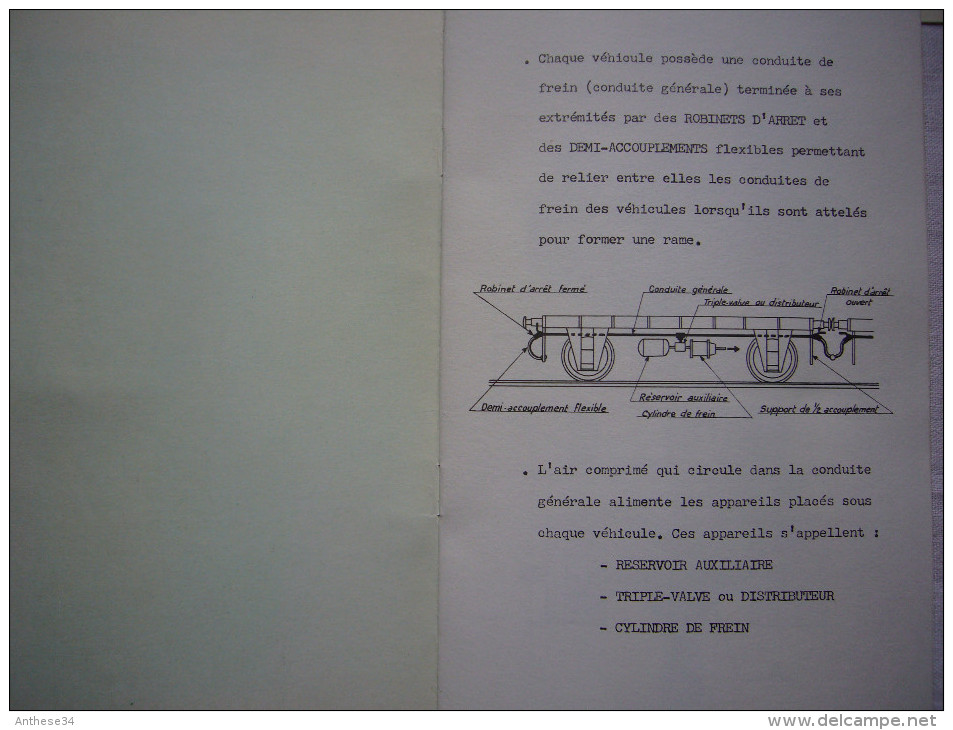 Plaquette SNCF vous tous qui manoeuvrez des wagons ... + docus sur la sécurité contre les accidents