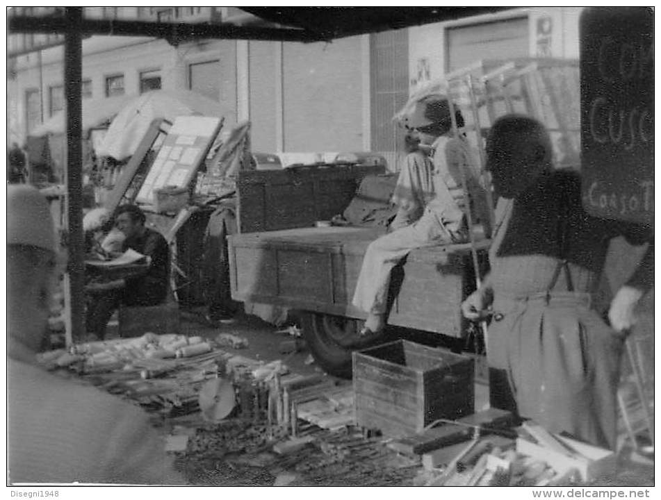 04784 "MERCATO DELLE PULCI - MARCHE' AUX PUCES - FLEA MARKET - ANNI '70 XX SECOLO" ANIMATA. FOTOGR. ORIGINALE - Mestieri