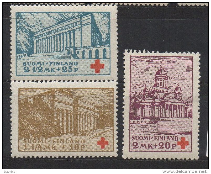 P596.-. FINLAND / FINLANDIA. 1932. SC # : B9 - B11 - MH- RED CROSS  .-. CV: US $ 4.00 - Dienstzegels