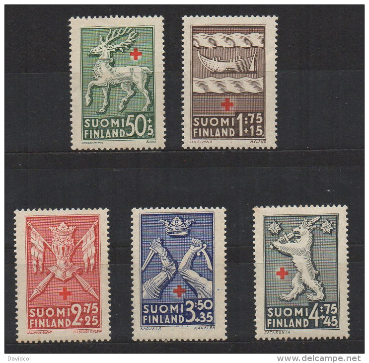 P599.-. FINLAND / FINLANDIA. 1942. SC # : B49 - B53 - MNH- RED CROSS - .-. CV: US $ 7.00 - Oficiales