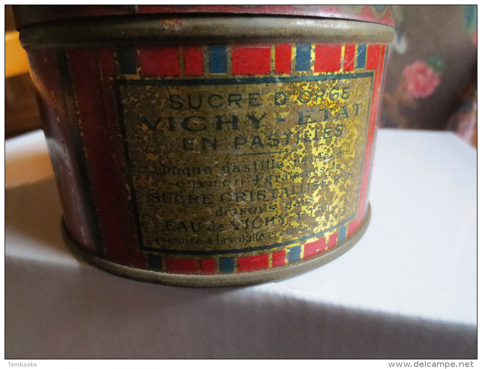 Très Ancienne Boite De La Compagnie Fermière De Vichy " Sucre D'Orge " - Boîtes/Coffrets